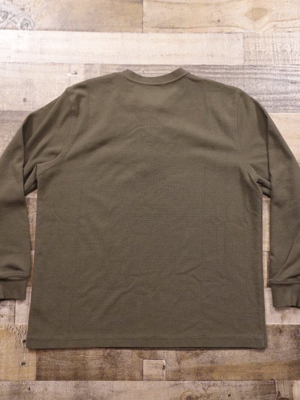 L.L.Bean Unshrinkable Mini-Waffle Henley Shirt‎ Men's Large Regular Olive Green - Picture 8 of 8